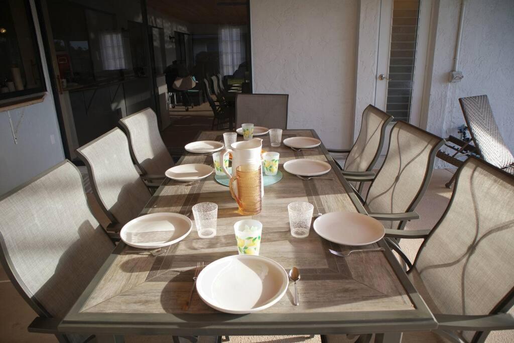 Cozy Retreat, Heated Pool, Water Canal, Bikes,3 Bedroom Cape Coral Exterior foto