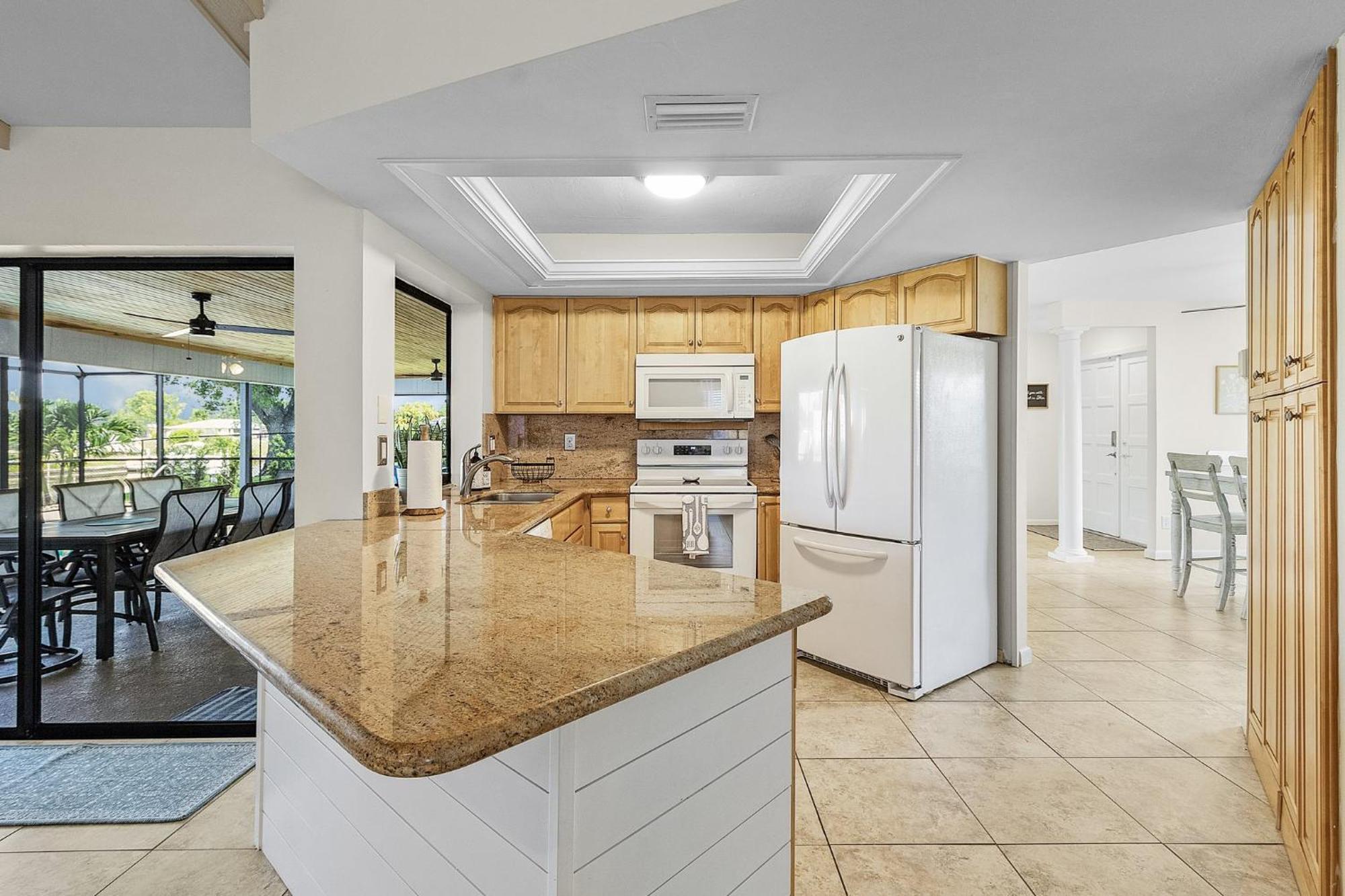 Cozy Retreat, Heated Pool, Water Canal, Bikes,3 Bedroom Cape Coral Exterior foto