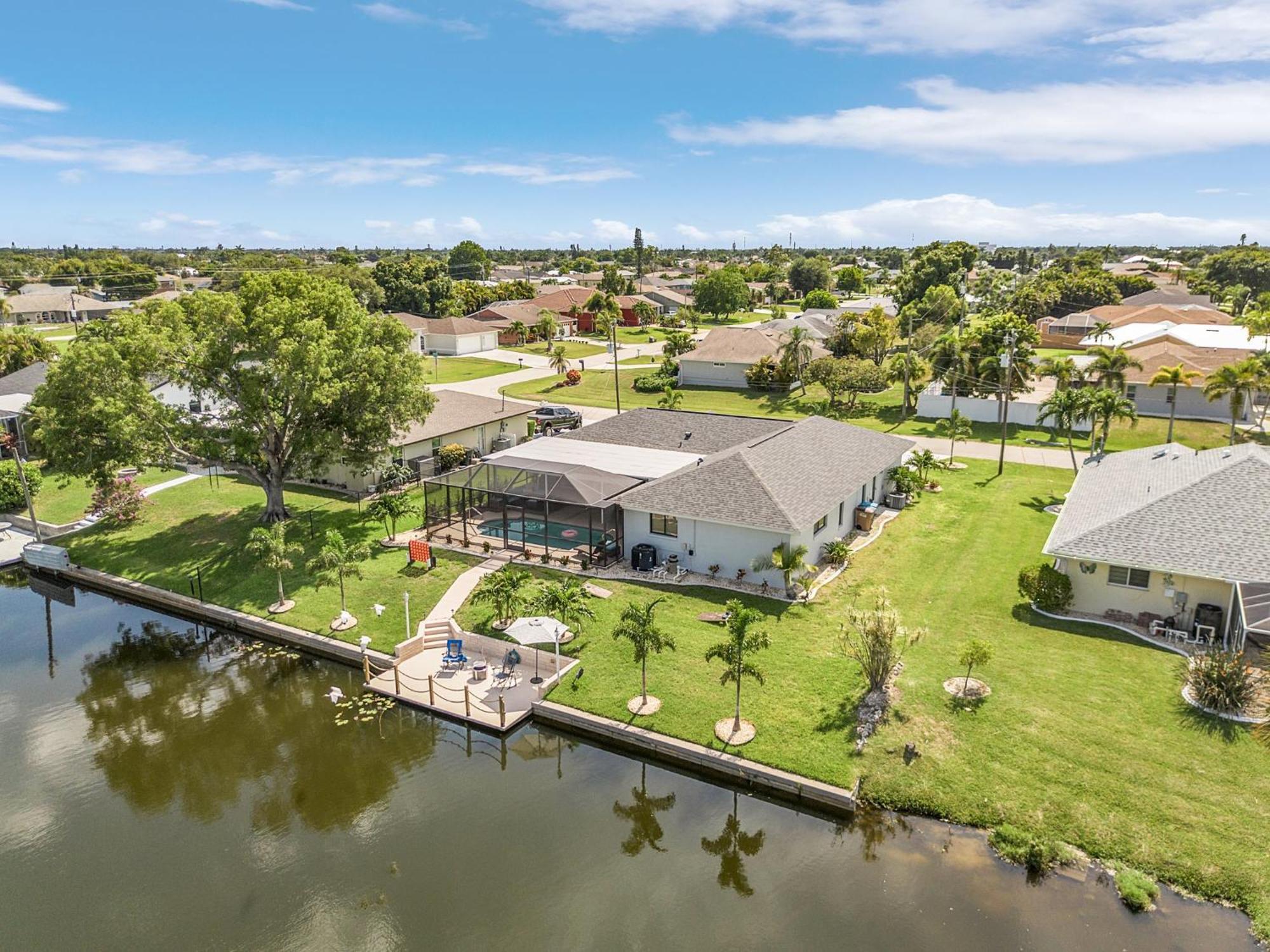 Cozy Retreat, Heated Pool, Water Canal, Bikes,3 Bedroom Cape Coral Exterior foto